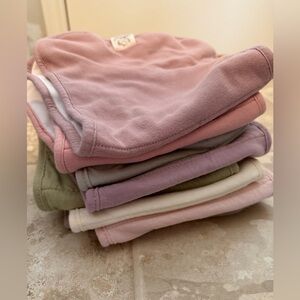 Set of 8 Keababies Burp Cloths Like New